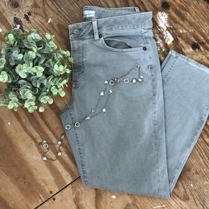 LOFT Curvy Skinny Crop Jeans